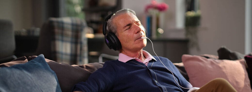 Man relaxes during a Lenire session